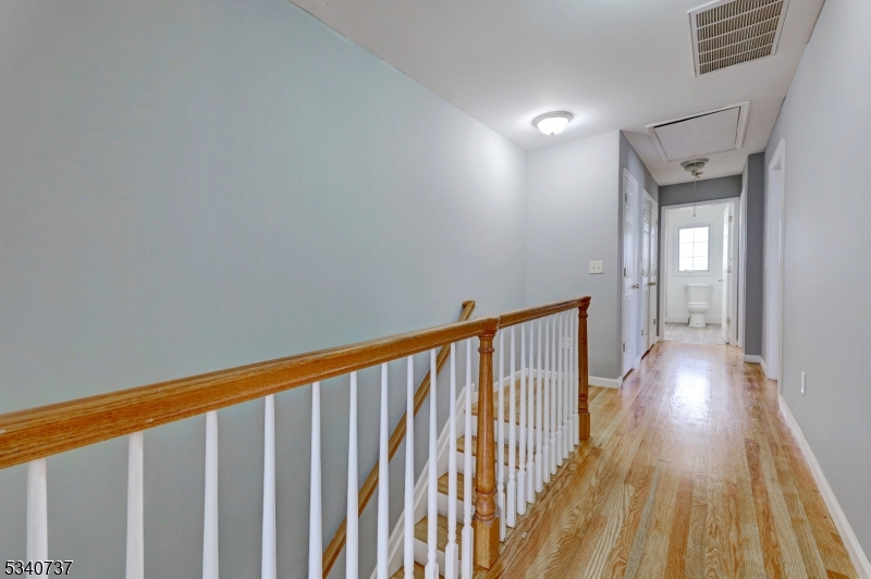 115 Macarthur Ave