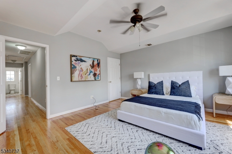 115 Macarthur Ave