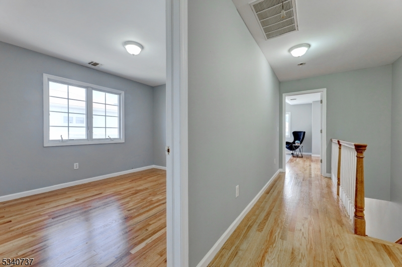 115 Macarthur Ave