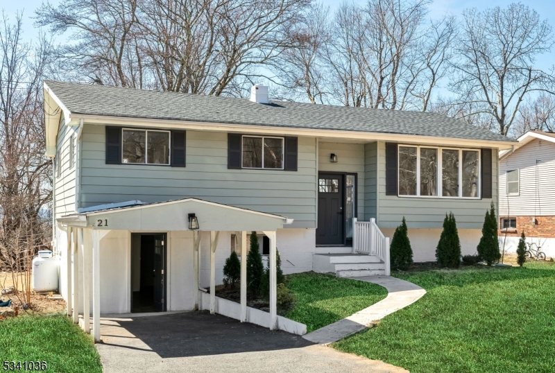 21 Gulick St