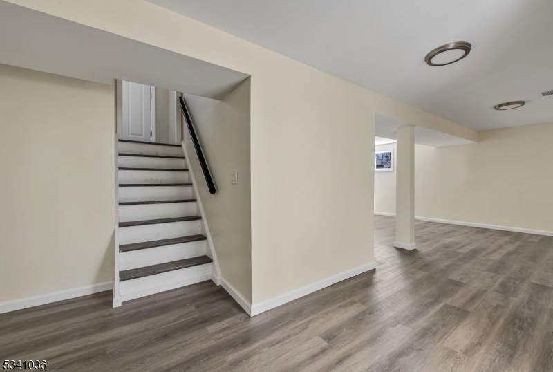 21 Gulick St