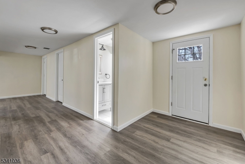 21 Gulick St