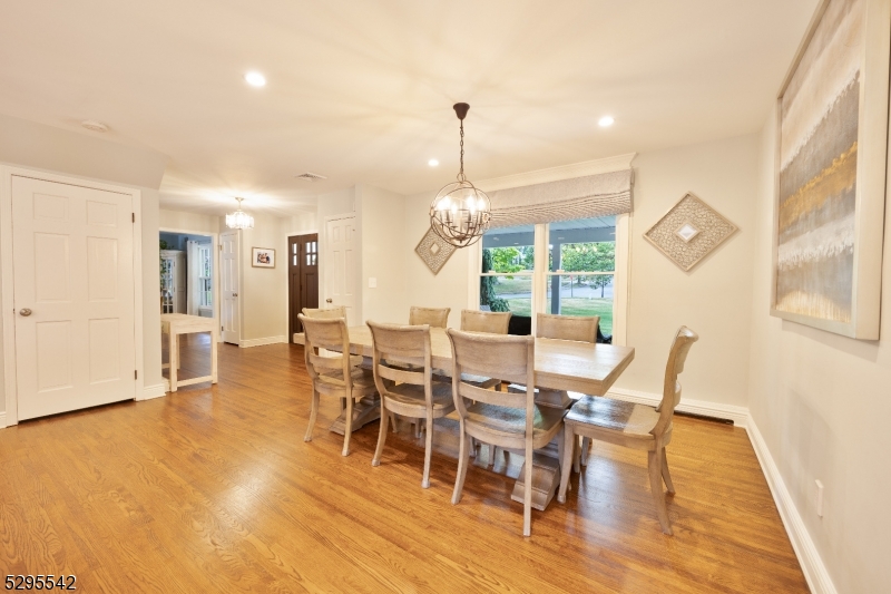 18 Marguerite Ln
