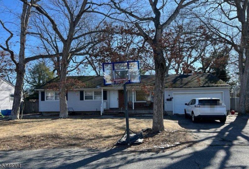 719 Lincoln Ave