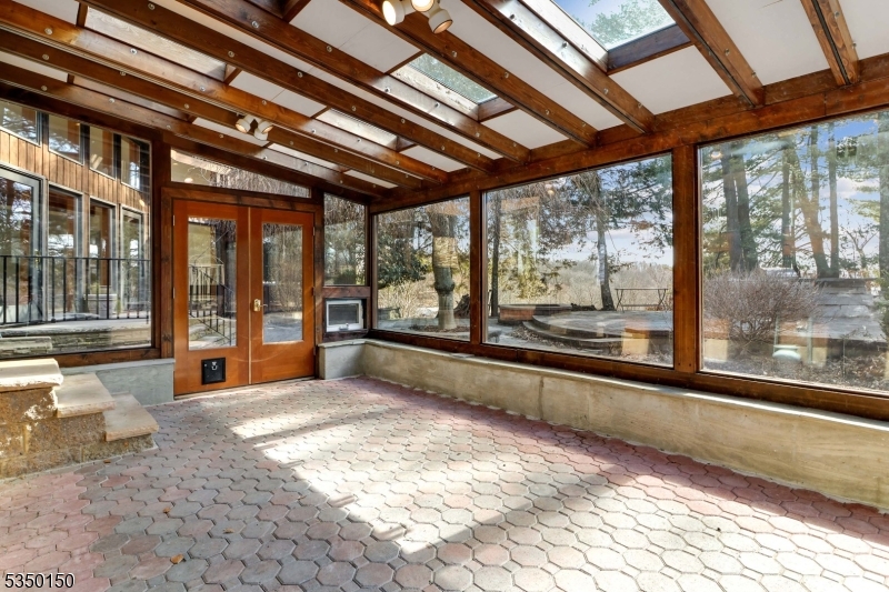 40 Fernwood Rd