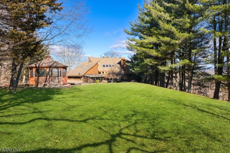 40 Fernwood Rd