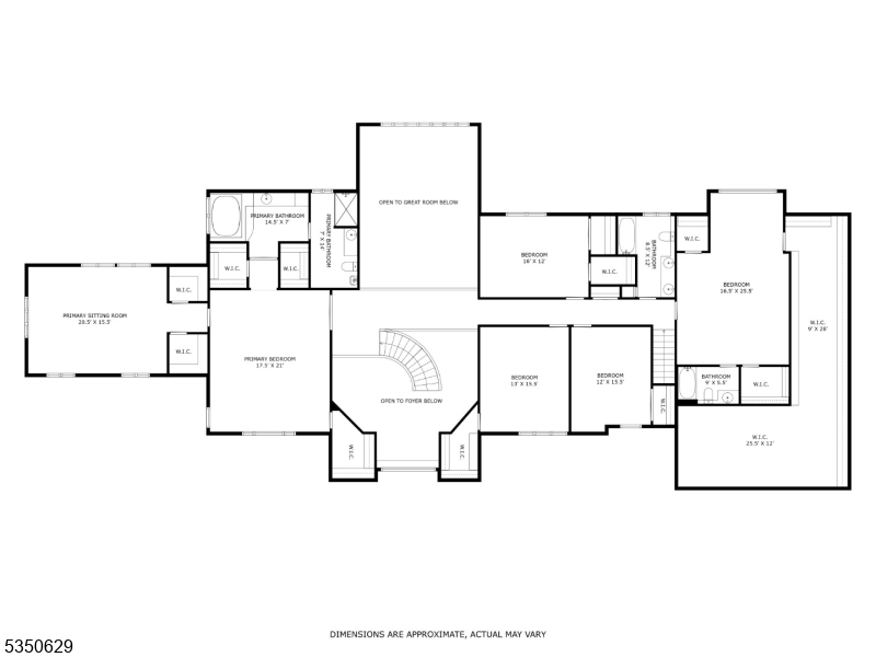 4 Ascot Ln