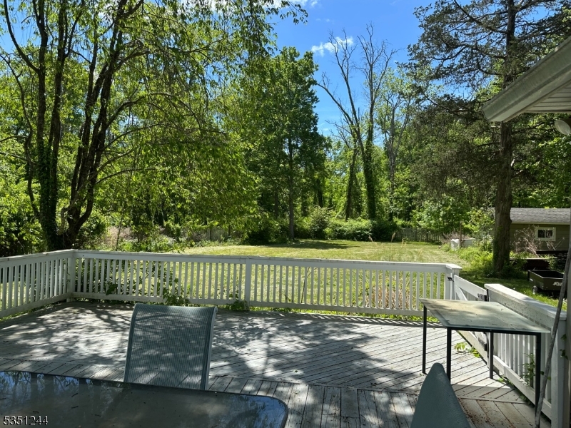 213 Liberty Corner Rd