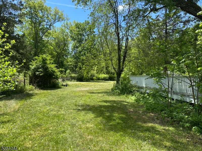 213 Liberty Corner Rd