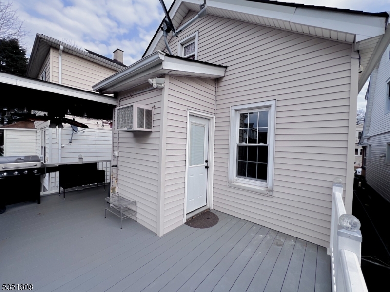 79 Shaler Ave