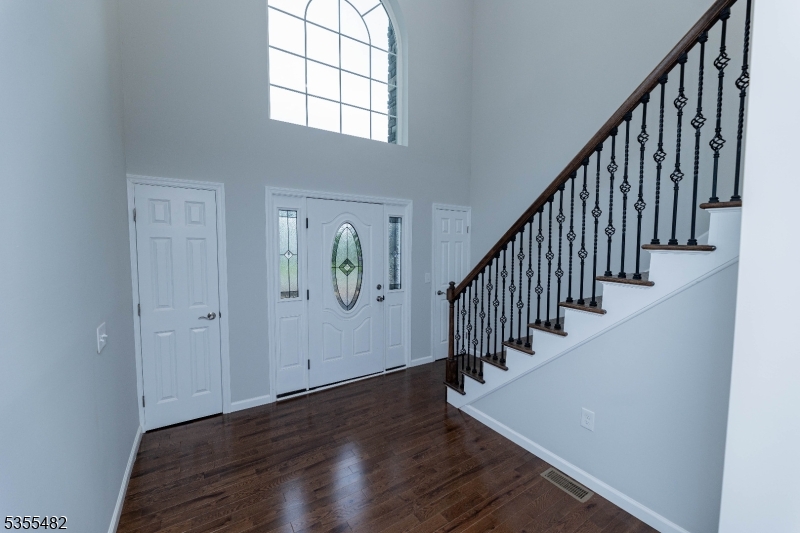 17 Old Somerville Rd