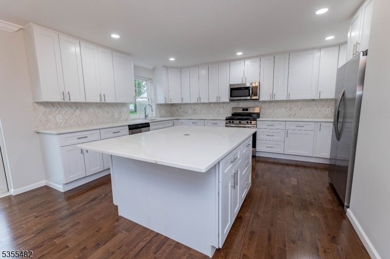 17 Old Somerville Rd