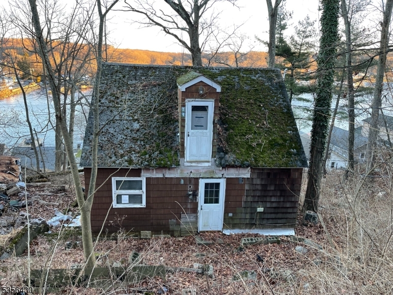 34 Iowa Ave