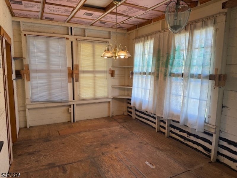 127 E Shore Culver Rd