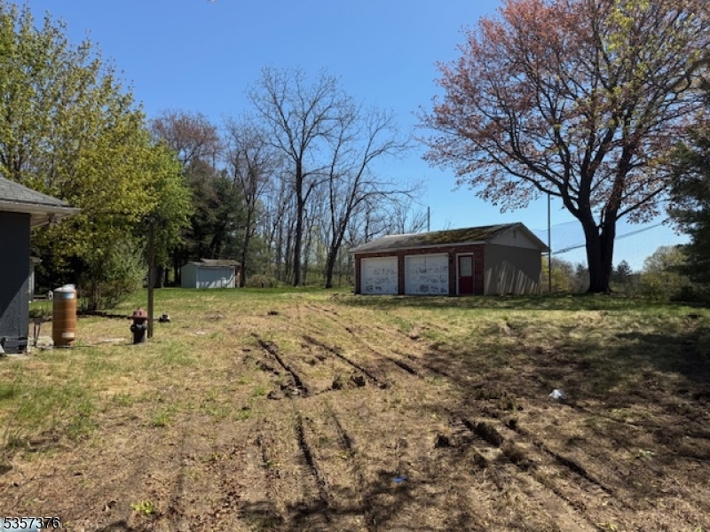 127 E Shore Culver Rd