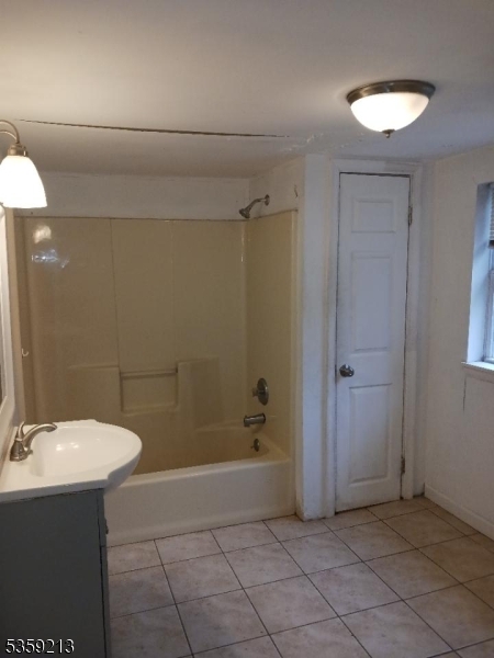 792 Paulsboro Rd