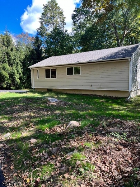 1 Brook Valley Ter