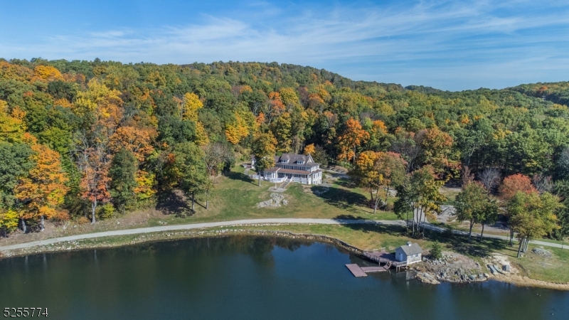 1 Brook Valley Ter