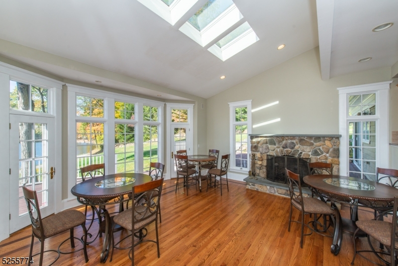 1 Brook Valley Ter