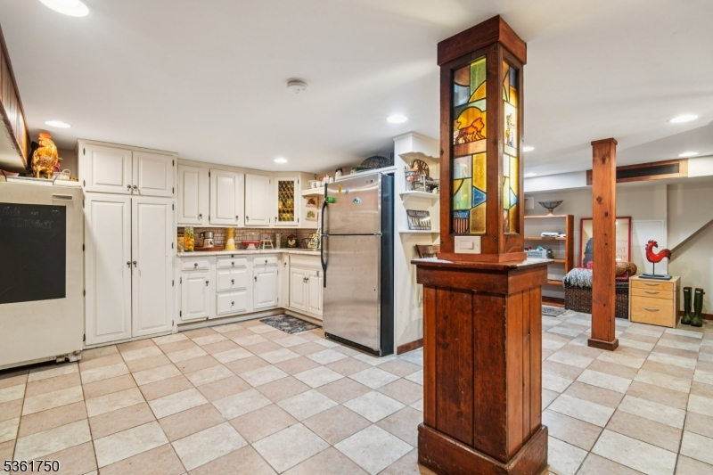 27 Fairway Dr