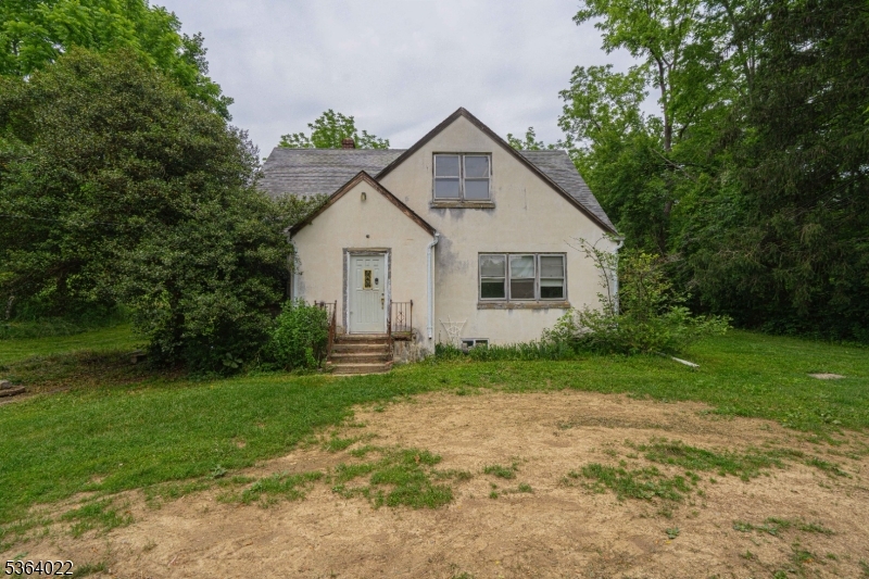 79 Mountain Lake Rd