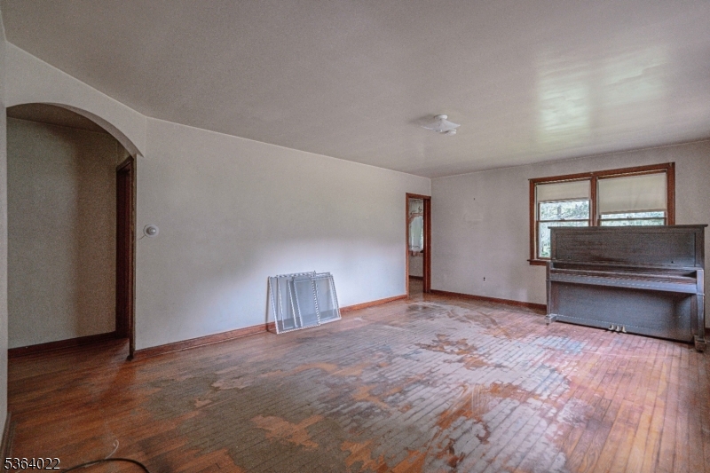 79 Mountain Lake Rd