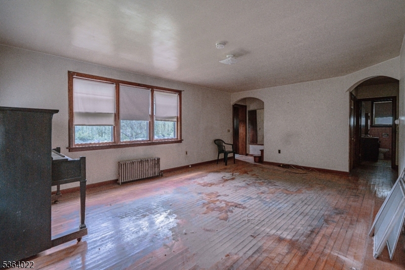 79 Mountain Lake Rd