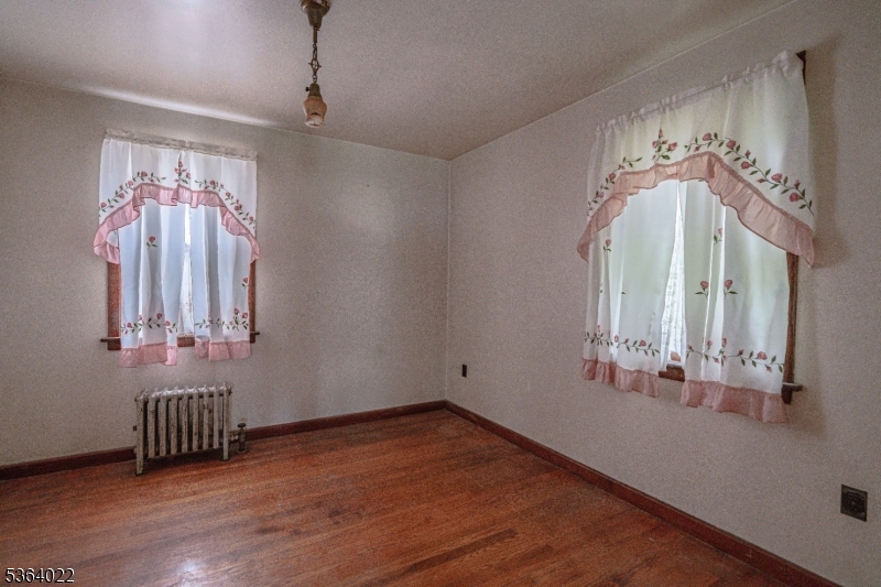 79 Mountain Lake Rd