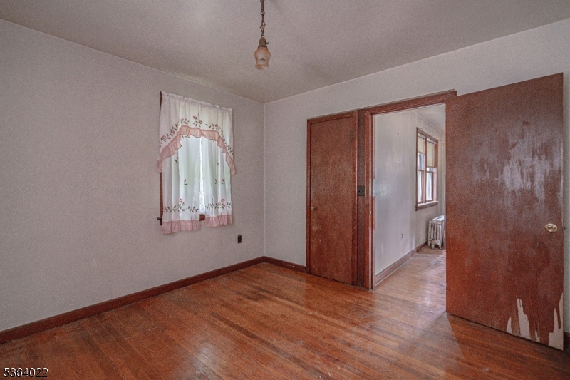 79 Mountain Lake Rd