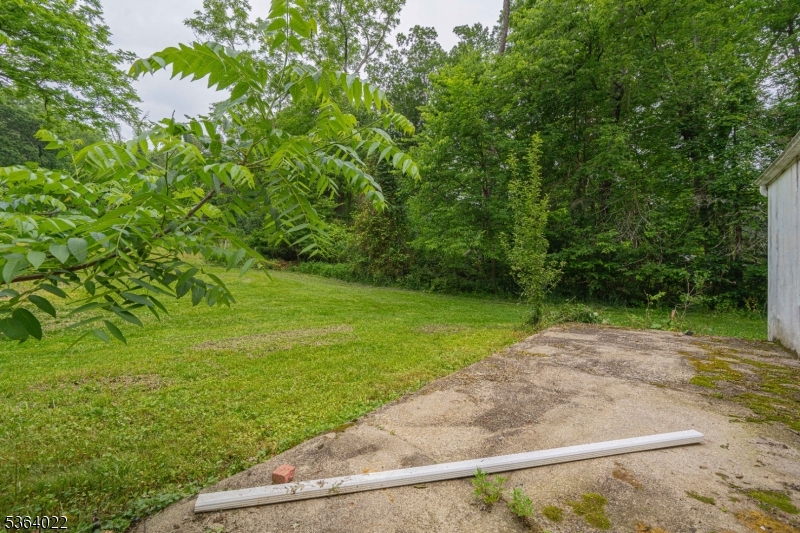 79 Mountain Lake Rd