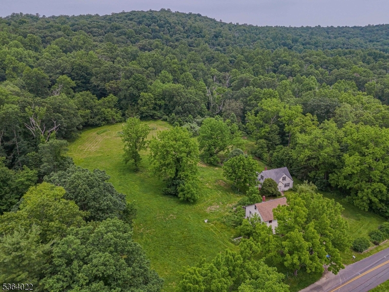 79 Mountain Lake Rd