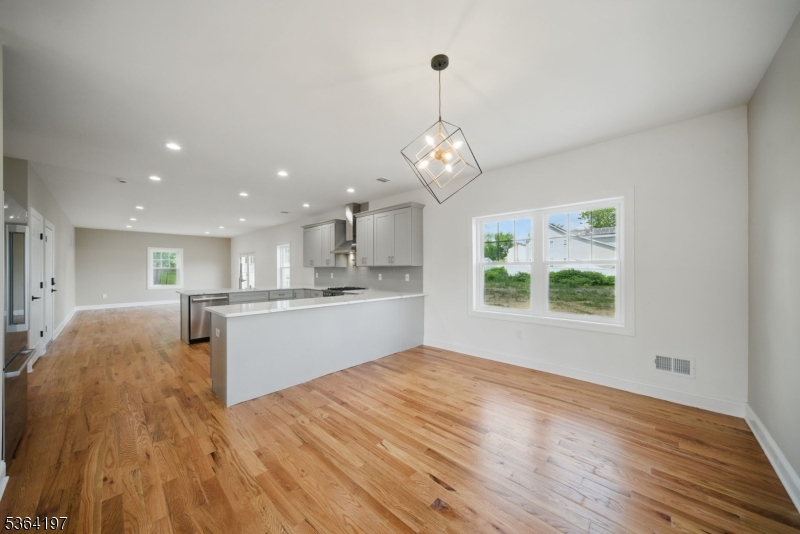 181 Randolph Ave