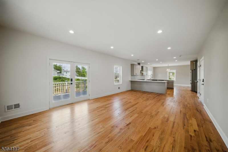 181 Randolph Ave