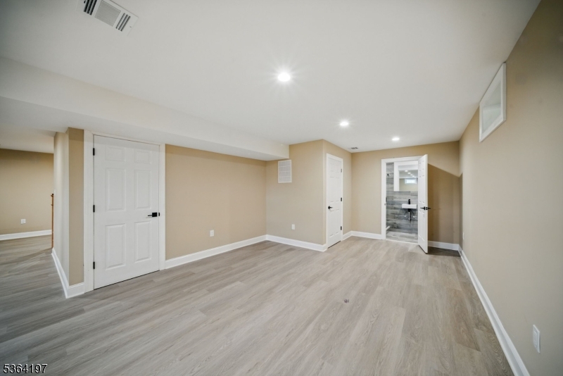 181 Randolph Ave
