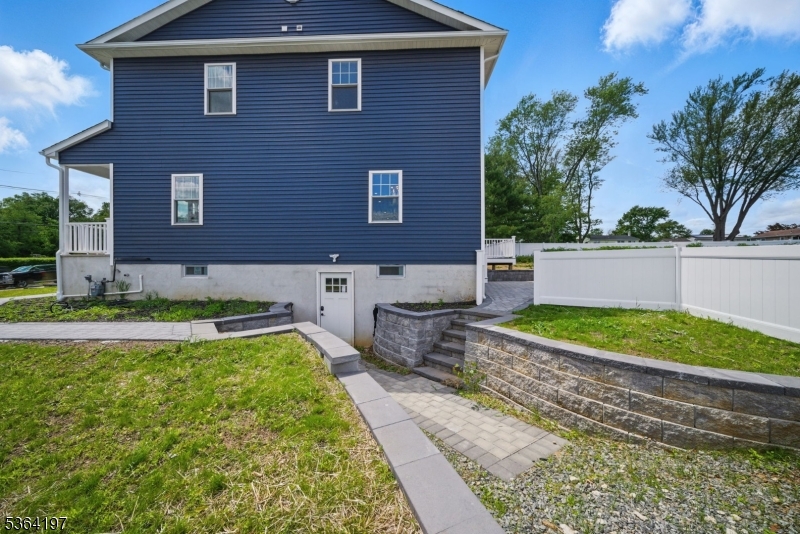 181 Randolph Ave