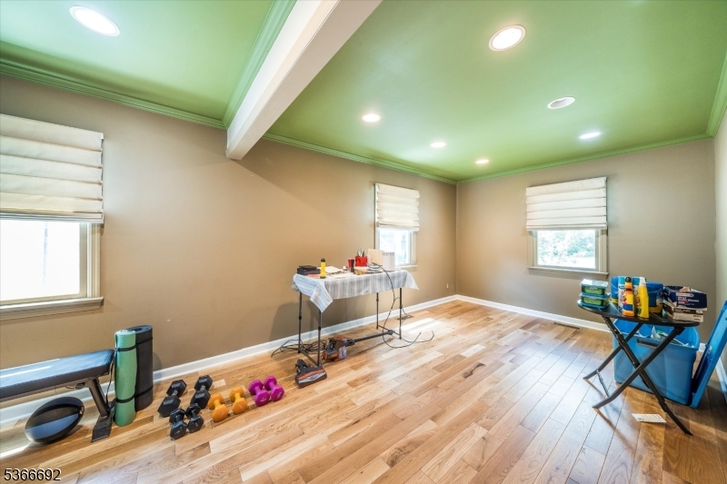 518 Eagle Rock Avenue