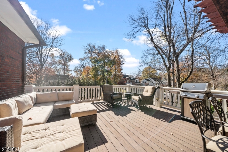 67 Tulip St