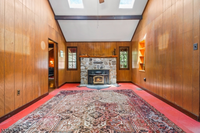209 Alturas Rd