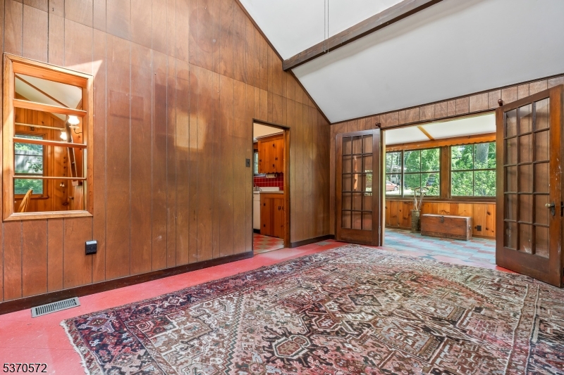 209 Alturas Rd