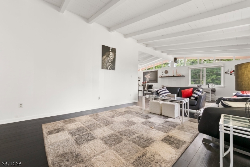 57 Mitchell Rd