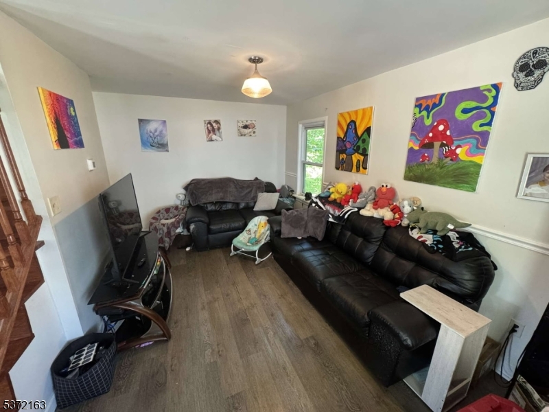 26 Vannatta St
