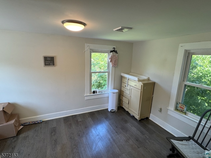 26 Vannatta St
