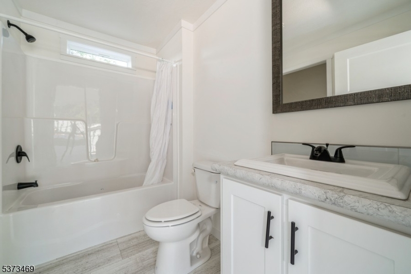 195 W Main St Unit 22 #22