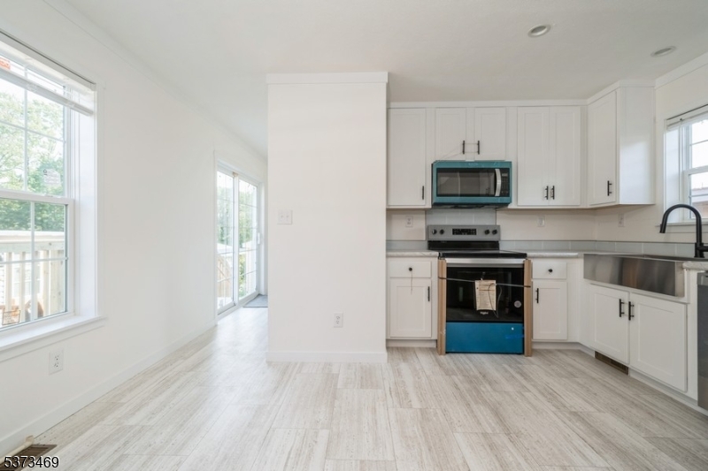195 W Main St Unit 22 #22