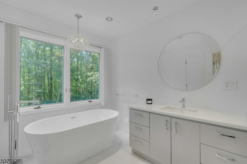 40 Jockey Hollow Rd