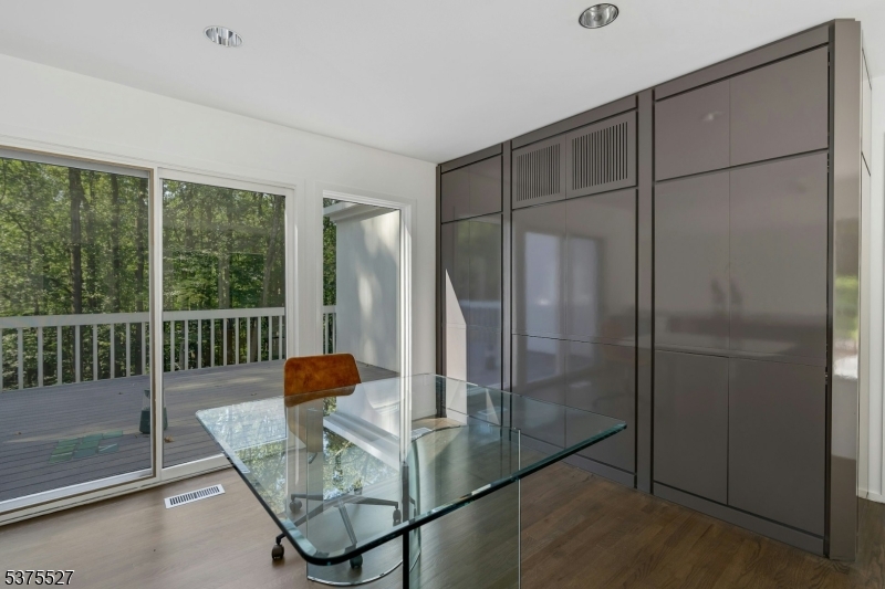 40 Jockey Hollow Rd