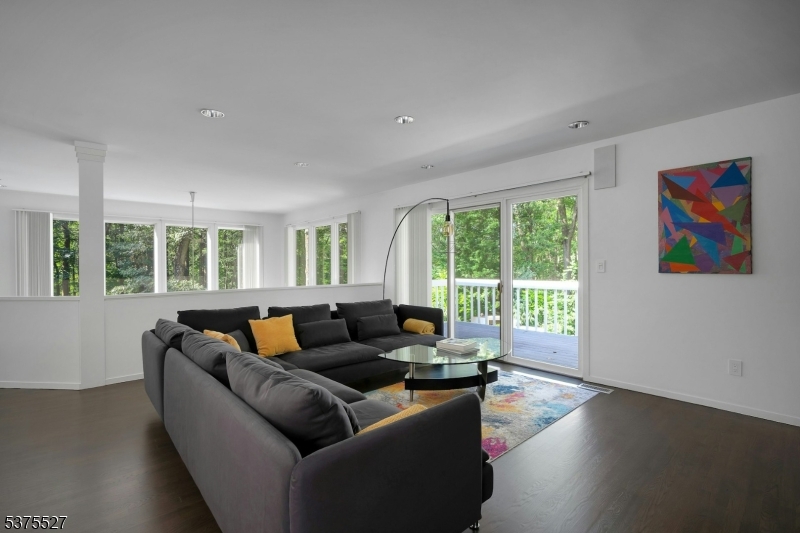 40 Jockey Hollow Rd