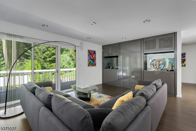 40 Jockey Hollow Rd