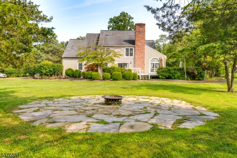 136 Rocktown Lambertville Rd