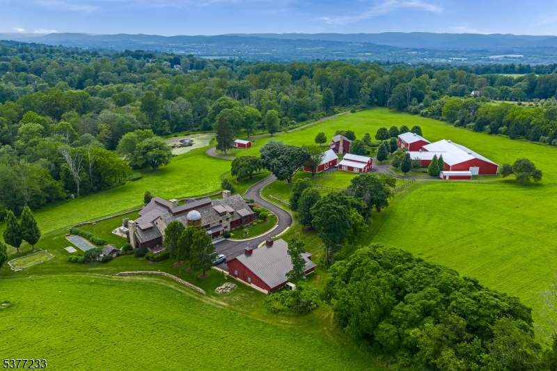 106 Mountain Top Rd